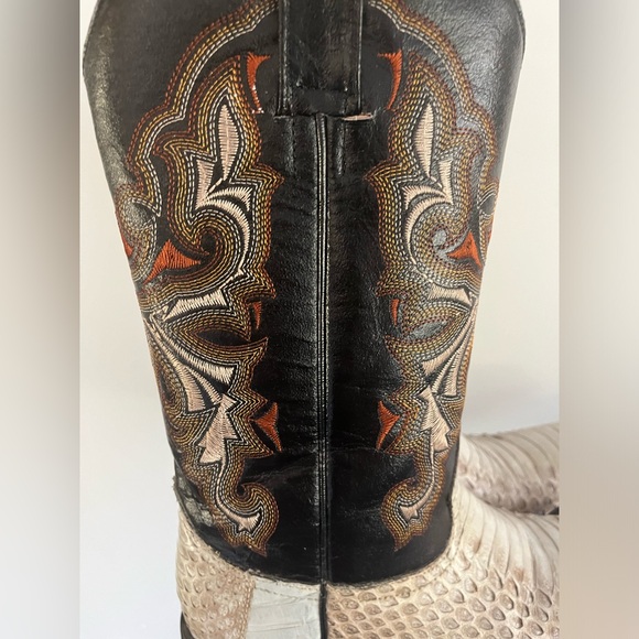 Authentic Mexican Genuine Leather Cowboy Boots - Picture 7 of 12